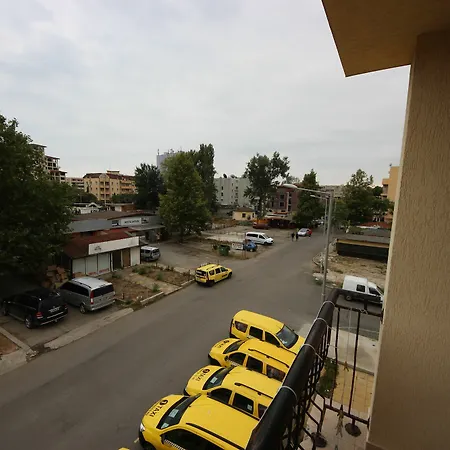 Menada Crystal Park Apartamento Sunny Beach